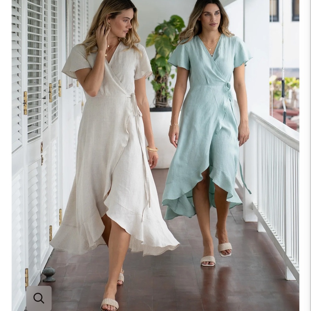 100%  HUMIDITY Kai Line Wrap Dress  NWT